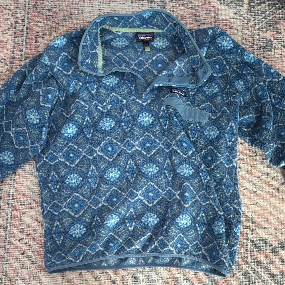 Patagonia Blue Geometric Fleece